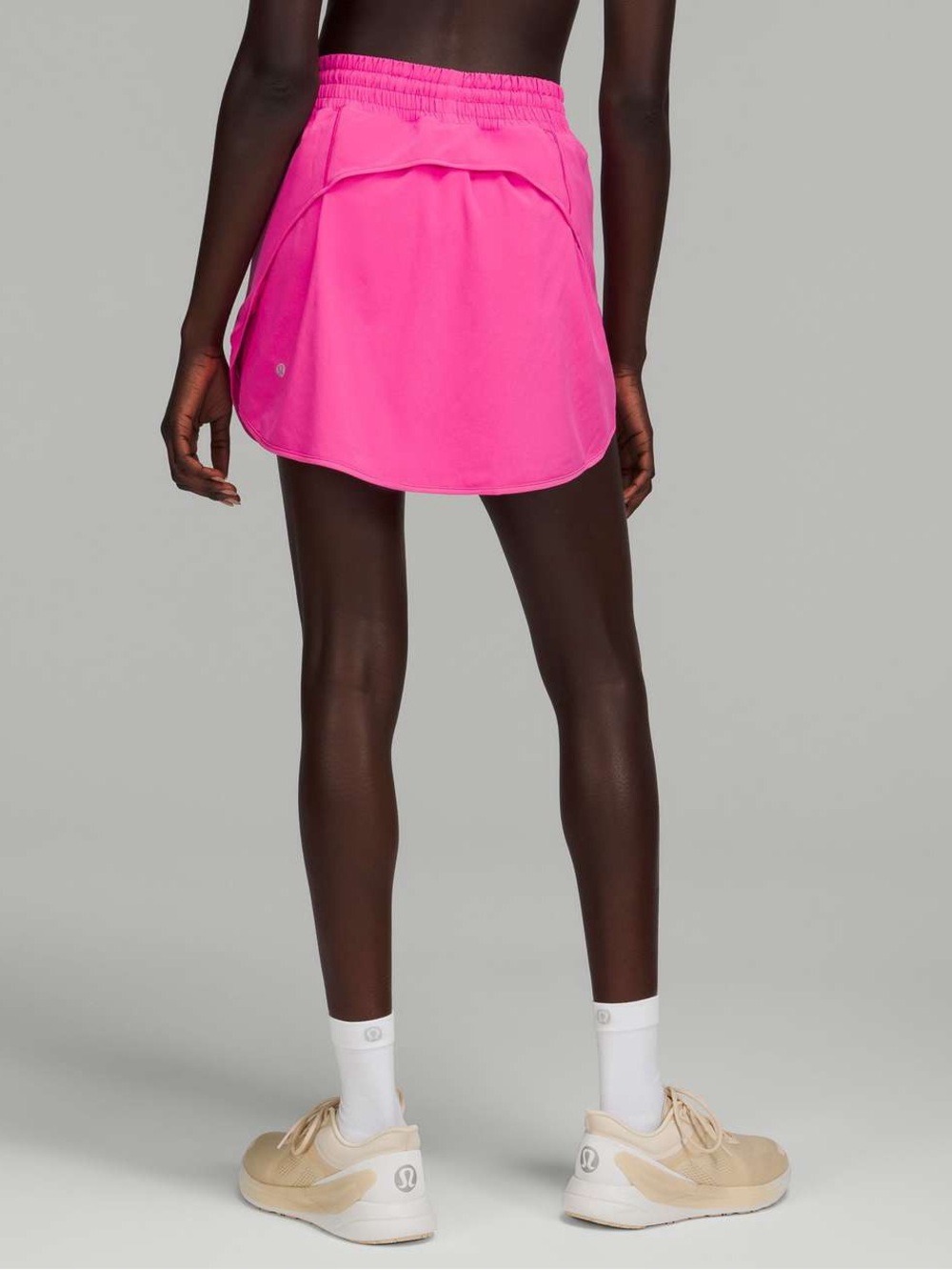 Lululemon Hotty Hot High-Rise Skirt
Sonic Pink